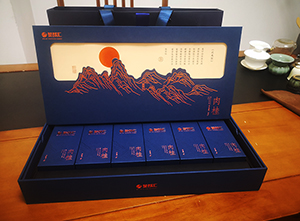 高(gāo)檔禮品盒套裝