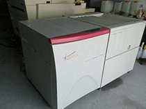 在印刷中網屏FT-R5055照(zhào)排機(jī)出現(xiàn)黑(hēi)線怎麽辦，該怎麽解決呢(ne)